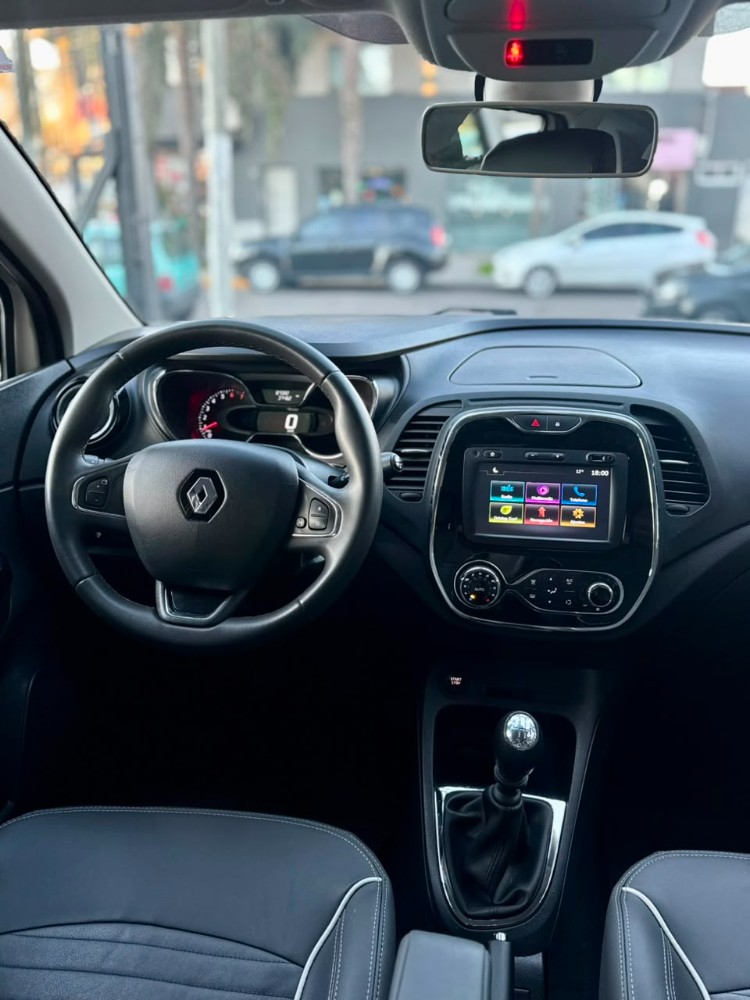 Renault Captur Intens — foto 11